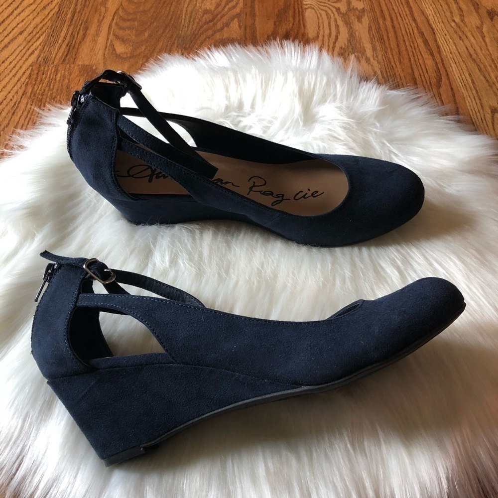 American Rag Miley Chop Out Navy Blue Wedges 5.5M - Picture 2 of 10